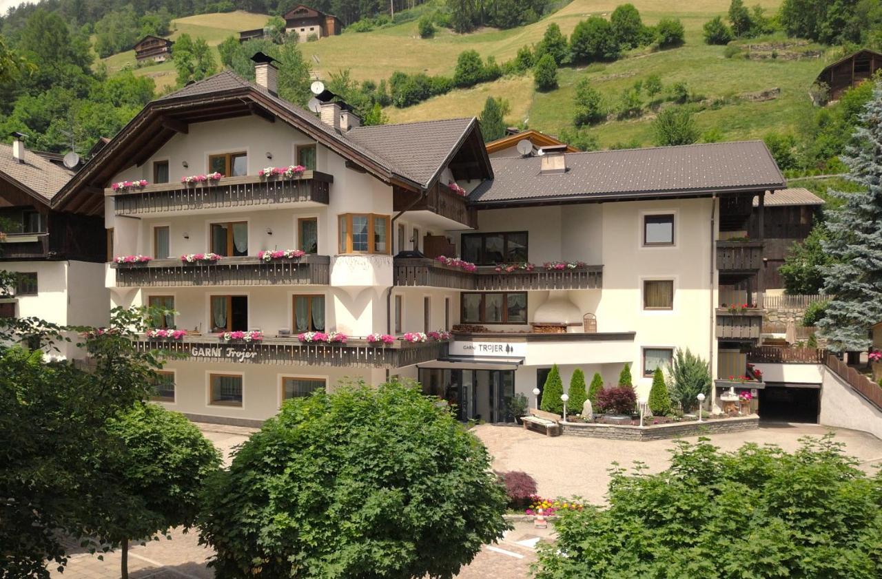 Garni Trojer Hotell Sand in Taufers Exteriör bild
